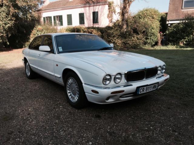 Jaguar XJ8